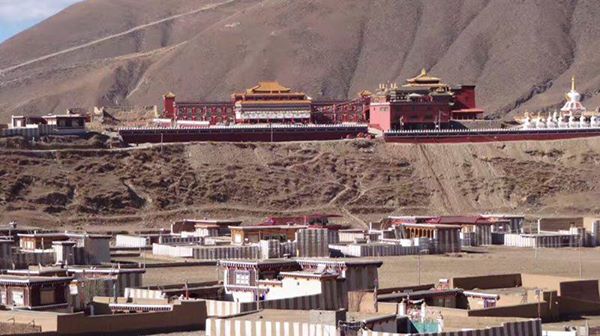 རྒྱ་གཞུང་ནས་གསེར་ཁའི་གྲོང་མི་༡༧ཙམ་ལ་ཉེས་བརྡུང་ཚབས་ཆེན་བཏང་ནས་གཅིག་གི་སྲོག་ལ་ཉེན་ཁ་བཟོས་འདུག རྒྱ་གཞུང་ནས་གསེར་ཁའི་གྲོང་མི་༡༧ཙམ་ལ་ཉེས་བརྡུང་ཚབས་ཆེན་བཏང་ནས་གཅིག་གི་སྲོག་ལ་ཉེན་ཁ་བཟོས་འདུག