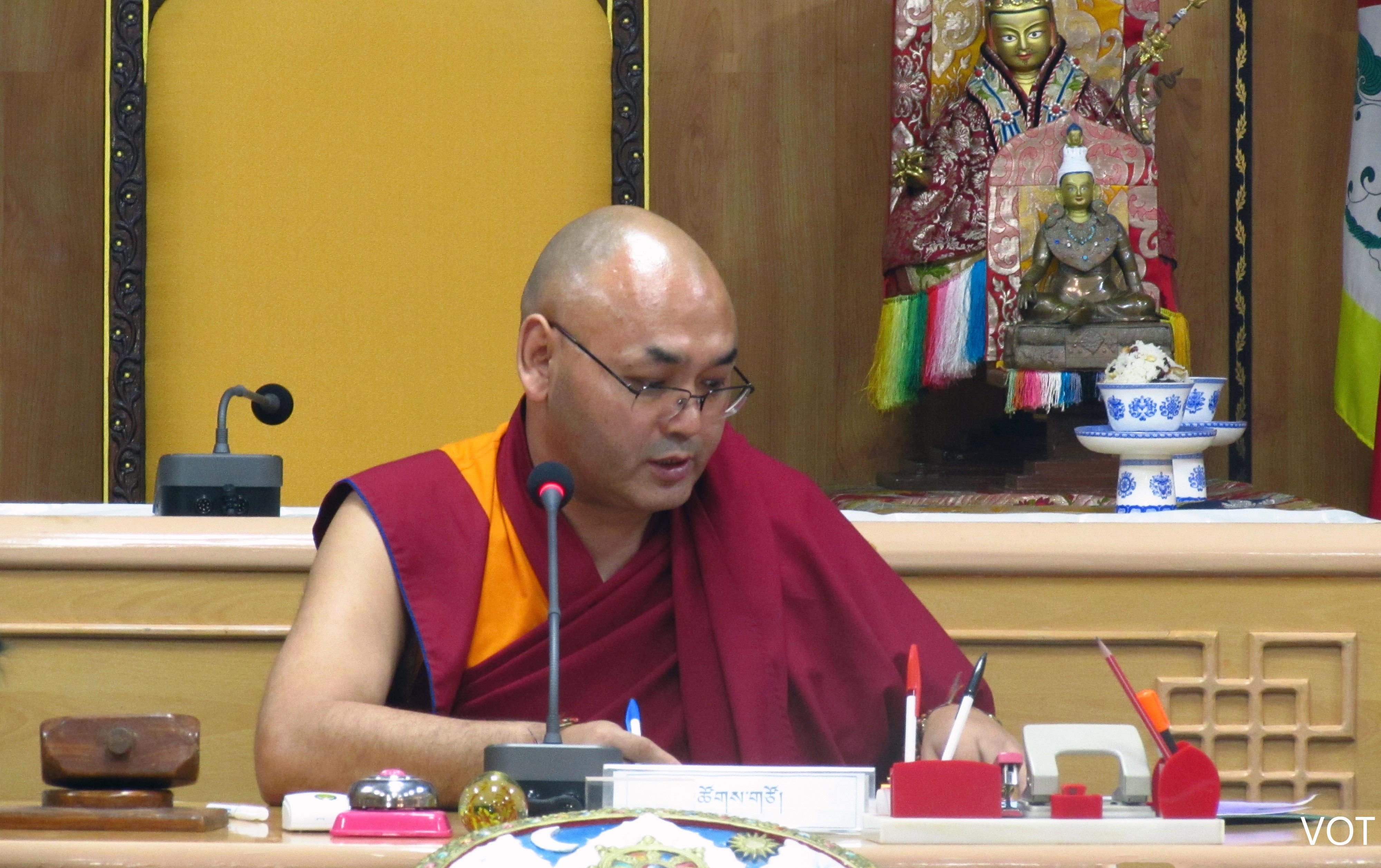 གྲོས་ཚོགས་ཀྱི་ལས་ཉིན་དང་པོ་ཆ་ཚང་་བོད་ནང་གི་ཛ་དྲག་གནས་སྟངས་ཐོག་ལ་བཏང་གནང་སོང་། གྲོས་ཚོགས་ཀྱི་ལས་ཉིན་དང་པོ་ཆ་ཚང་་བོད་ནང་གི་ཛ་དྲག་གནས་སྟངས་ཐོག་ལ་བཏང་གནང་སོང་།