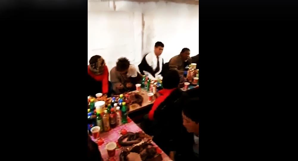 དཀོན་མཆོག་དོན་གྲུབ་ལགས་ལོ་དགུ་དང་ཕྱེད་ཀའི་བཙོན་འཇུག་རྗེས་གློད་བཀྲོལ་བཏང་འདུག དཀོན་མཆོག་དོན་གྲུབ་ལགས་ལོ་དགུ་དང་ཕྱེད་ཀའི་བཙོན་འཇུག་རྗེས་གློད་བཀྲོལ་བཏང་འདུག