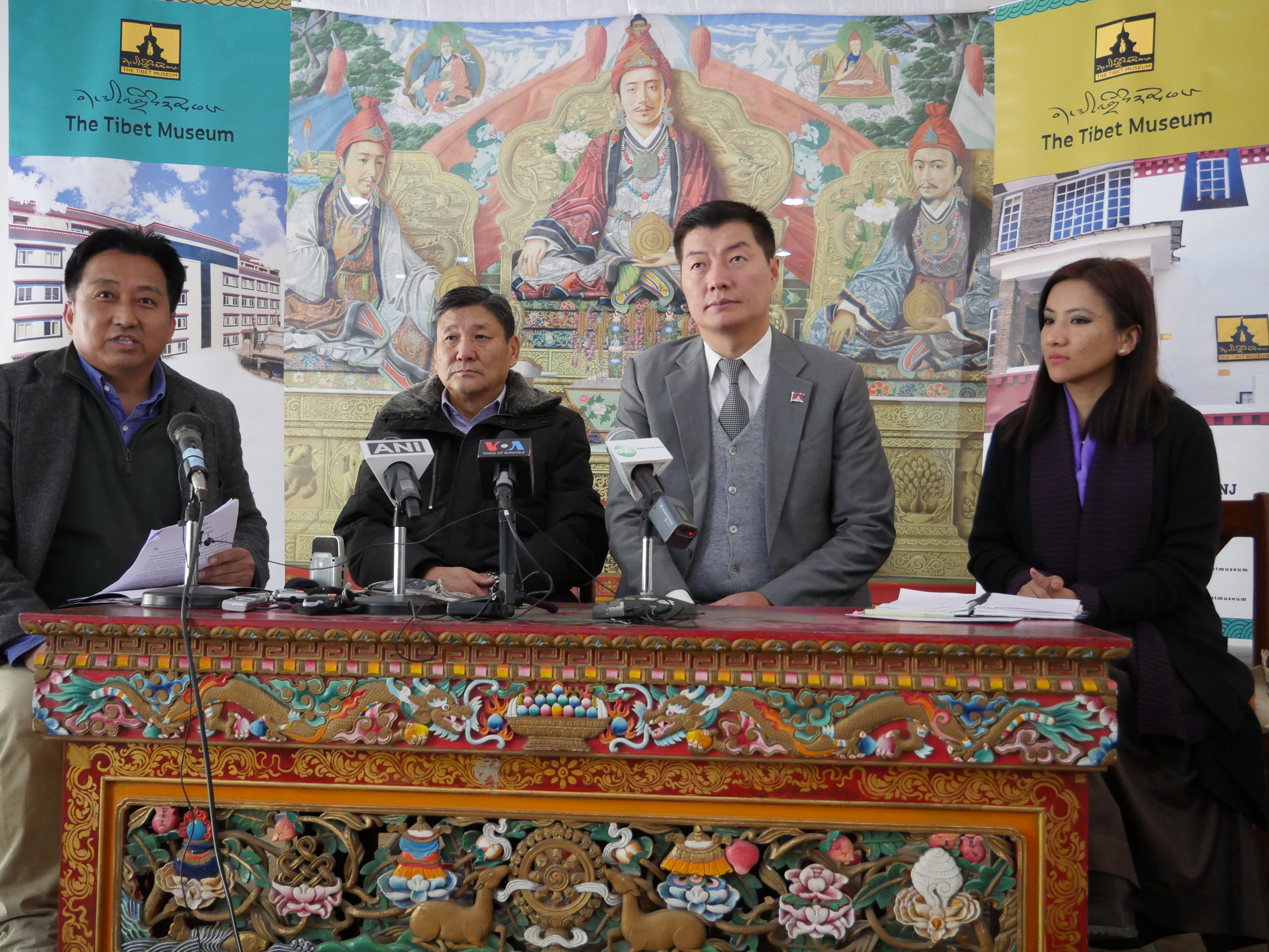 བཞུགས་སྒར་དུ་འབུམ་དྲུག་བརྒྱ་ཅན་གྱི་བོད་མིའི་འགྲེམས་སྟོན་ཁང་ཞིག་གསར་འཛུགས་གནང་རྒྱུ། བཞུགས་སྒར་དུ་འབུམ་དྲུག་བརྒྱ་ཅན་གྱི་བོད་མིའི་འགྲེམས་སྟོན་ཁང་ཞིག་གསར་འཛུགས་གནང་རྒྱུ།