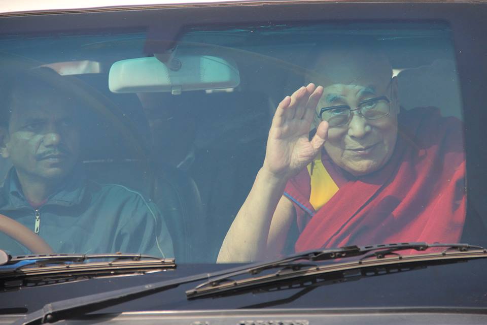༸གོང་ས་མཆོག་༸སྐུའི་འཕྲོད་བཞེས་བརྟག་དཔྱད་ཆེད་ལྡི་ལིར་བཞུགས་ཞག་མཛད་རྒྱུ། ༸གོང་ས་མཆོག་༸སྐུའི་འཕྲོད་བཞེས་བརྟག་དཔྱད་ཆེད་ལྡི་ལིར་བཞུགས་ཞག་མཛད་རྒྱུ།