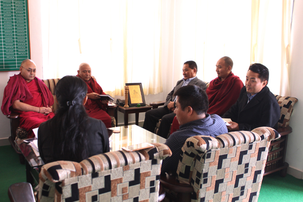 སྔོན་རྩིས་ཚོད་དཔག་འཆར་རྩིས་ཚོགས་ཆུང་ནས་རྩིས་ལོ་ ༢༠༡༨་་༡༩ ལོའི་སྔོན་རྩིས་འཆར་འབུལ་ལ་བསྐྱར་ཞིབ་ཀྱི་ལས་དོན་དབུ་འཛུགས། སྔོན་རྩིས་ཚོད་དཔག་འཆར་རྩིས་ཚོགས་ཆུང་ནས་རྩིས་ལོ་ ༢༠༡༨་་༡༩ ལོའི་སྔོན་རྩིས་འཆར་འབུལ་ལ་བསྐྱར་ཞིབ་ཀྱི་ལས་དོན་དབུ་འཛུགས།