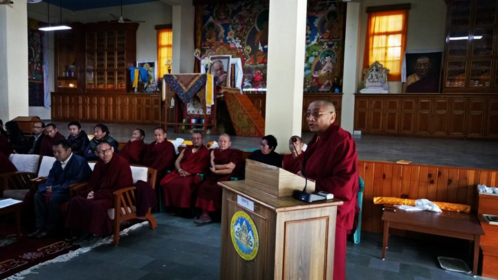 སྐབས་དང་པོའི་ས་སྐྱའི་གཞི་རིམ་འོག་མའི་དགེ་འོས་བསླབ་པ་མཐར་སོན་གྱི་མཛད་སྒོ་ཚོགས་པ། སྐབས་དང་པོའི་ས་སྐྱའི་གཞི་རིམ་འོག་མའི་དགེ་འོས་བསླབ་པ་མཐར་སོན་གྱི་མཛད་སྒོ་ཚོགས་པ།