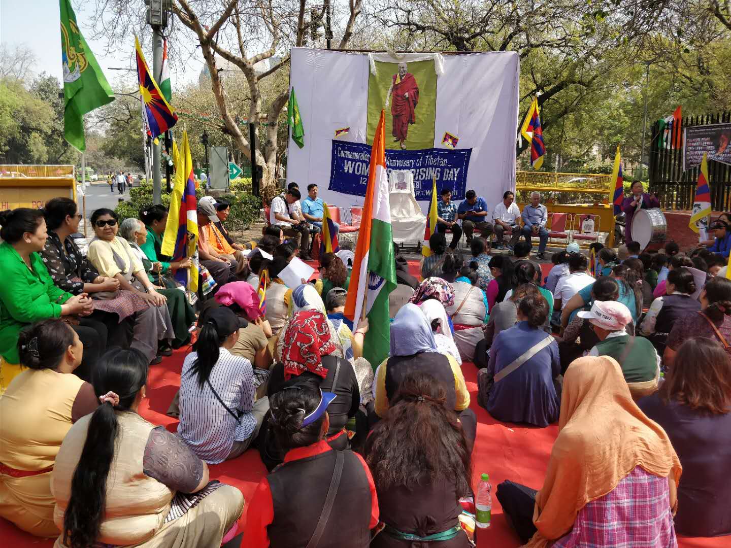 རྒྱལ་ས་ལྡི་ལི་དང་ལྷོ་ཕྱོགས་ཁུལ་དུ་བོད་ཀྱི་བེུད་རང་དབང་སྒེར་ལངས་ཐེངས་ ༥༩ སྲུང་བརྩི་ཞུས་པ། རྒྱལ་ས་ལྡི་ལི་དང་ལྷོ་ཕྱོགས་ཁུལ་དུ་བོད་ཀྱི་བེུད་རང་དབང་སྒེར་ལངས་ཐེངས་ ༥༩ སྲུང་བརྩི་ཞུས་པ།