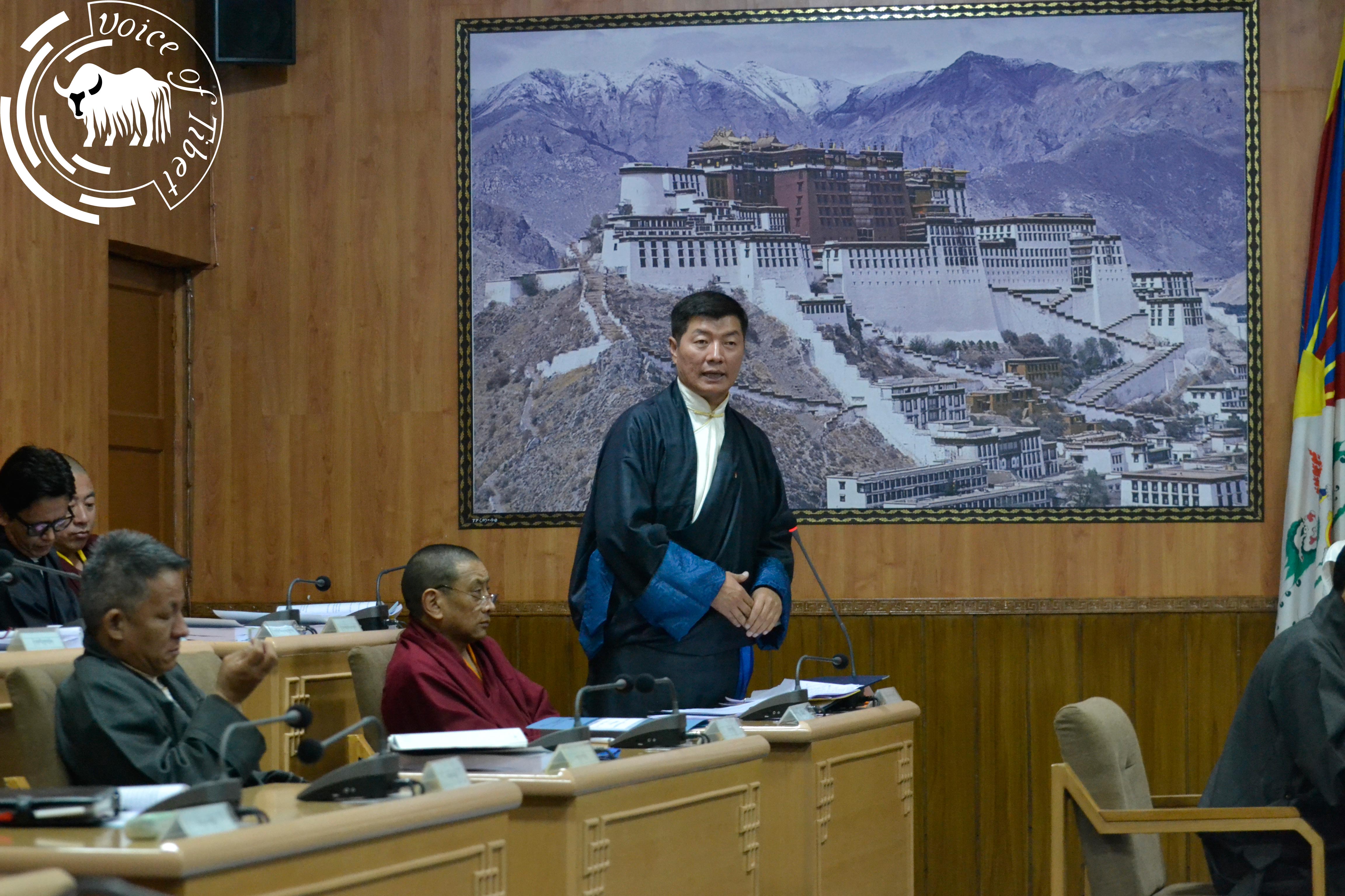 ཨ་རིའི་དོན་གཅོད་འཕོ་འགྱུར་གནད་དོན་དེ་ཁྲིམས་གཏུགས་བྱ་རྒྱུ་མ་གཏོགས་ཐབས་ལམ་གཞན་མེད། ཨ་རིའི་དོན་གཅོད་འཕོ་འགྱུར་གནད་དོན་དེ་ཁྲིམས་གཏུགས་བྱ་རྒྱུ་མ་གཏོགས་ཐབས་ལམ་གཞན་མེད།