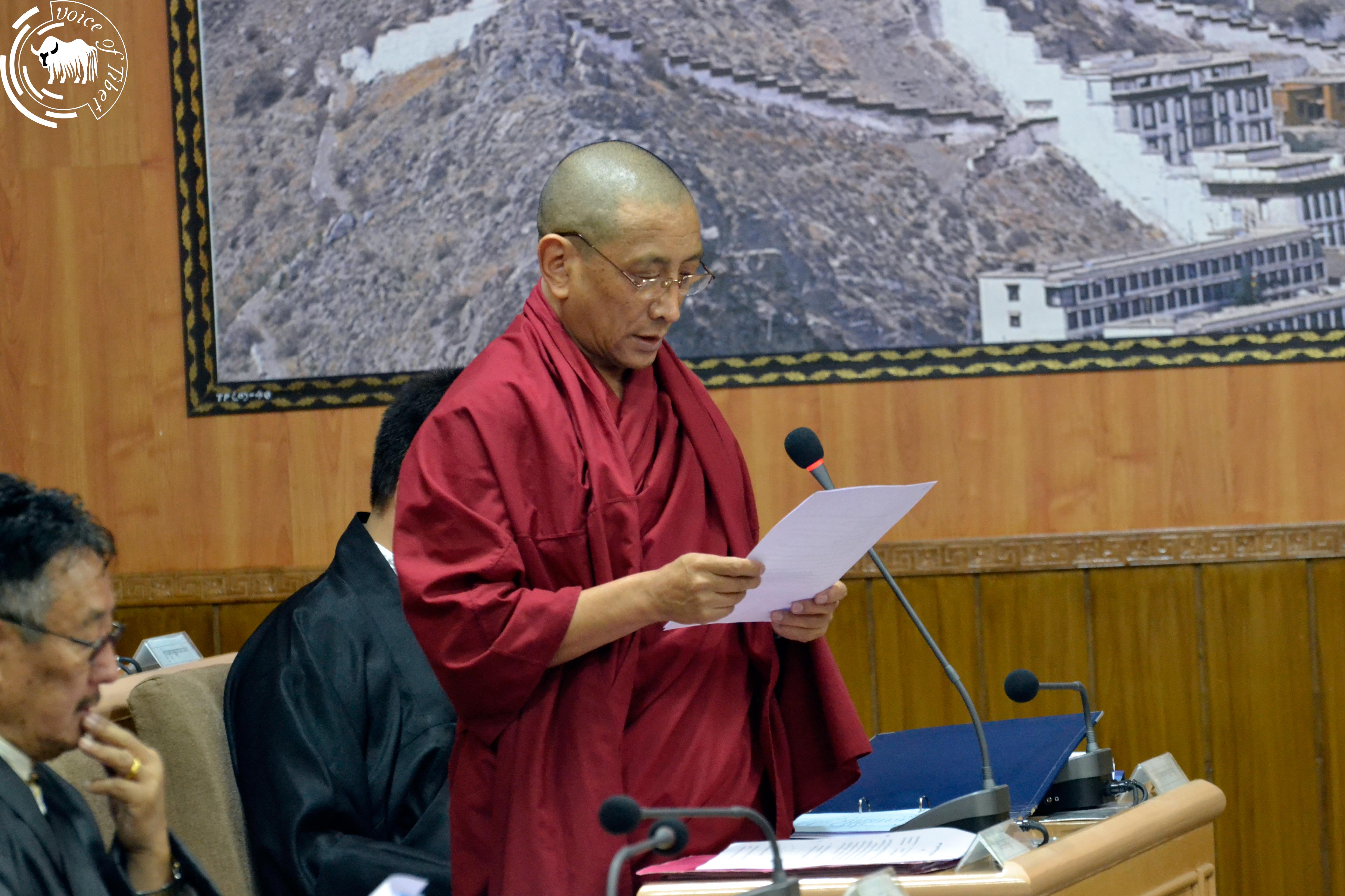 དགེ་རྒན་ཚོར་གསོལ་ཕོགས་འདང་ངེས་ཤིག་ཕུལ་དགོས་གལ་ཡིན་པའི་གླེང་སློང་ཤུགས་ཆེ་གནང་བ། དགེ་རྒན་ཚོར་གསོལ་ཕོགས་འདང་ངེས་ཤིག་ཕུལ་དགོས་གལ་ཡིན་པའི་གླེང་སློང་ཤུགས་ཆེ་གནང་བ།