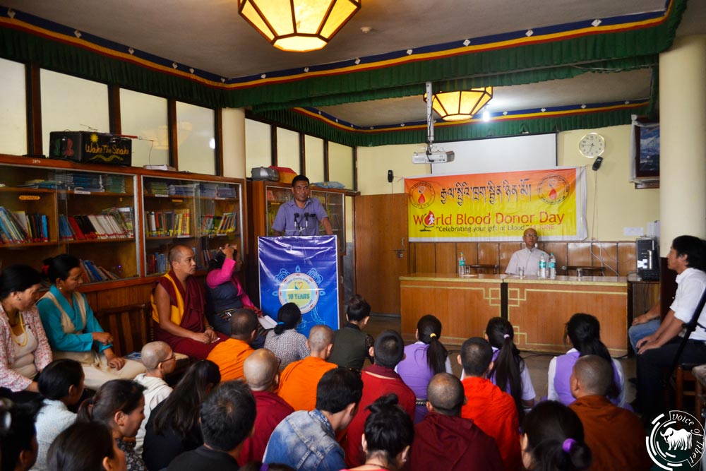 བོད་ཀྱི་བདེ་རྩ་ཚོགས་པས་རྒྱལ་སྤྱིའི་ཟུངས་ཁྲག་སྦྱིན་གཏོང་ཉིན་མོ་སྲུང་བརྩི་ཞུས་པ། བོད་ཀྱི་བདེ་རྩ་ཚོགས་པས་རྒྱལ་སྤྱིའི་ཟུངས་ཁྲག་སྦྱིན་གཏོང་ཉིན་མོ་སྲུང་བརྩི་ཞུས་པ།