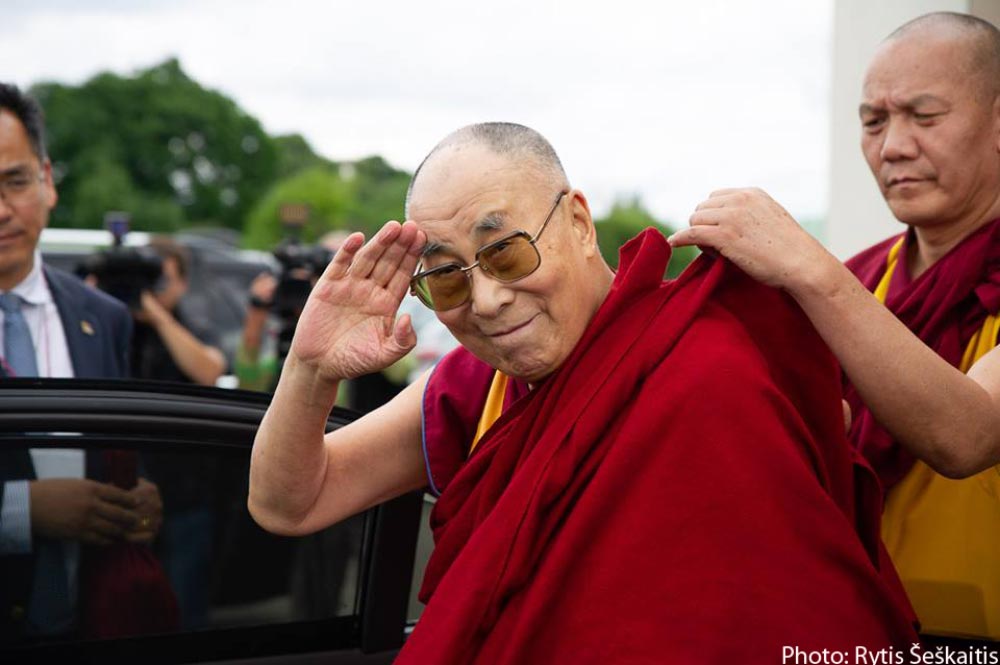 ༸གོང་ས་མཆོག་གི་༸སྐུའི་སྙུང་གཞི་སྐོར་སྤེལ་བའི་གནས་ཚུལ་དེ་ཁུངས་ལུང་མེད་པ་རེད། ༸གོང་ས་མཆོག་གི་༸སྐུའི་སྙུང་གཞི་སྐོར་སྤེལ་བའི་གནས་ཚུལ་དེ་ཁུངས་ལུང་མེད་པ་རེད།