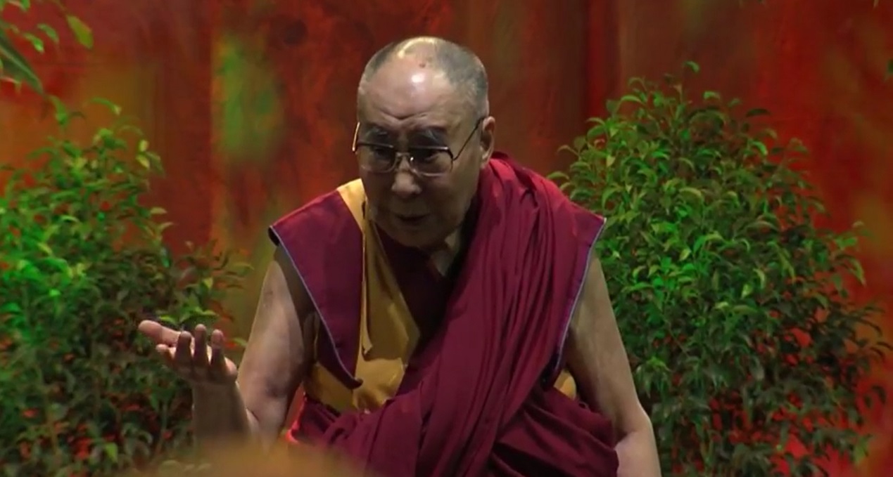 ༸གོང་ས་མཆོག་གིས་ལི་ཐོ་ན་ཡའི་མང་ཚོགས་སྟོང་ཕྲག་ལྷག་ལ་བདེ་སྐྱིད་ཀྱི་བསྟན་བཅོས་སྐོར་བཀའ་སློབ་བསྩལ་བ། ༸གོང་ས་མཆོག་གིས་ལི་ཐོ་ན་ཡའི་མང་ཚོགས་སྟོང་ཕྲག་ལྷག་ལ་བདེ་སྐྱིད་ཀྱི་བསྟན་བཅོས་སྐོར་བཀའ་སློབ་བསྩལ་བ།